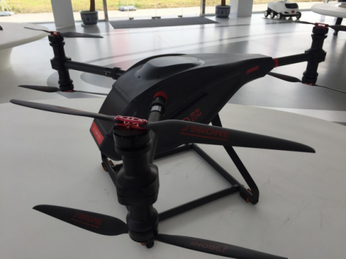 機(jī)器“上天”為了讓你買買買：無(wú)人機(jī)送貨到底靠譜嗎？