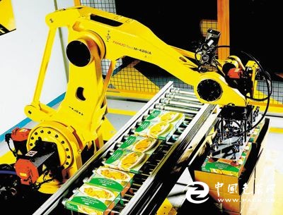 機(jī)器人不能完全代替人 包裝機(jī)器人的時(shí)代尚未到來(lái)