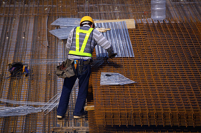 螺紋鋼半月跌逾10% 鋼廠下調(diào)出廠價(jià) “金九銀十”會落空嗎?