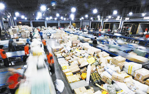 “雙11“快遞量將超10億件 機(jī)器人或前來助陣