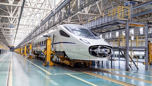 發(fā)展先進(jìn)制造業(yè) 推動(dòng)互聯(lián)網(wǎng)與實(shí)體經(jīng)濟(jì)深度融合