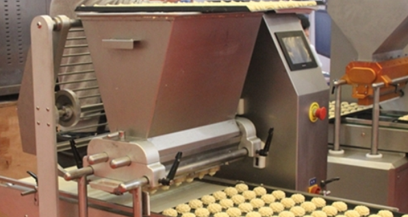 食機業(yè):面對危機公關(guān)步步為營 飛行檢查面面俱到