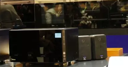 電磁爐是怎么實(shí)現(xiàn)給食物加熱的？